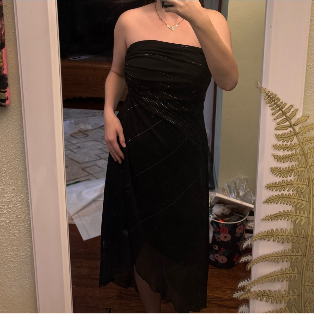 Vintage Y2K slim sleek black dress with sequins